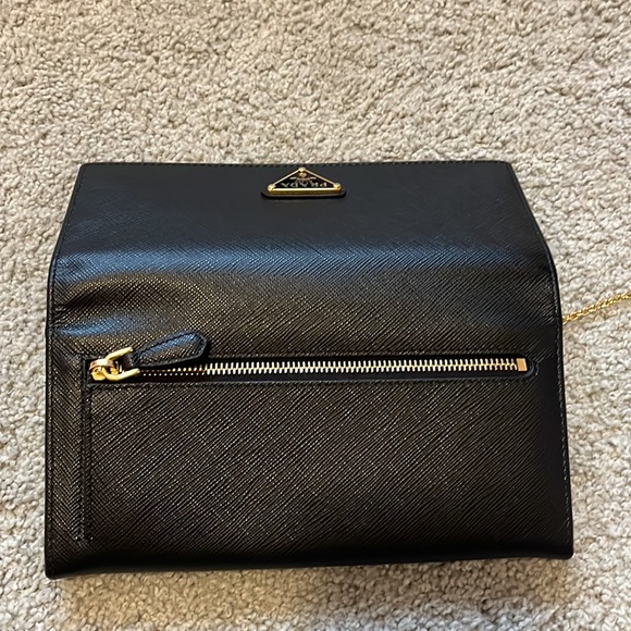 PRADA Large Saffiano Leather Wallet - Picture 6 of 10